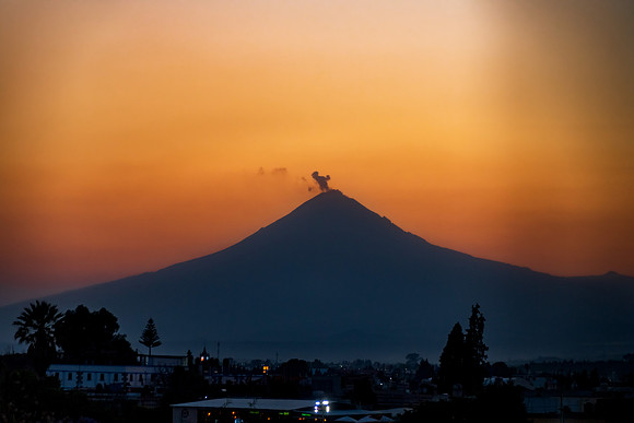 Puebla Mexico Popocatépetl volcano